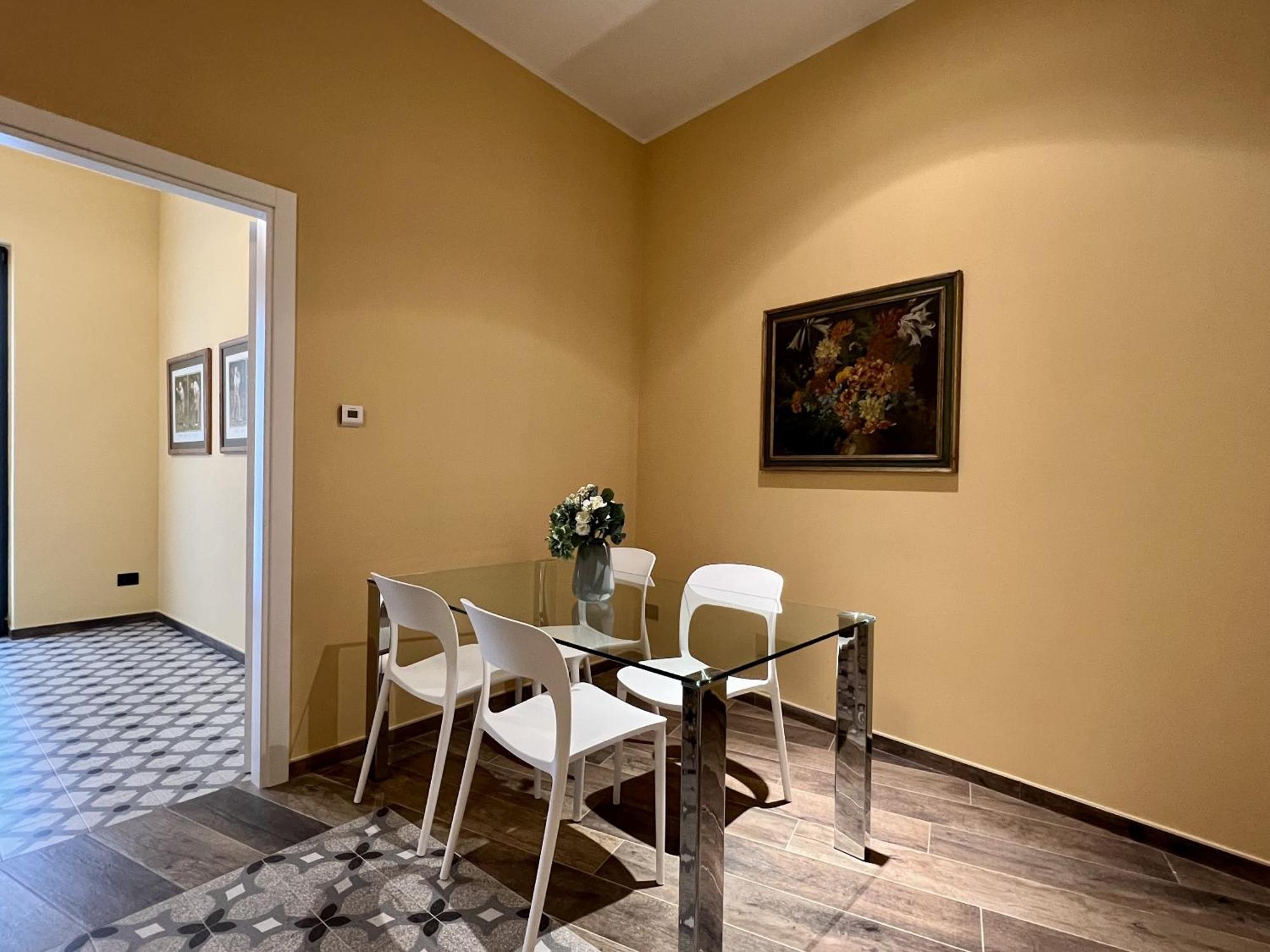 Palazzo Zippitelli Apartments Bari Room photo