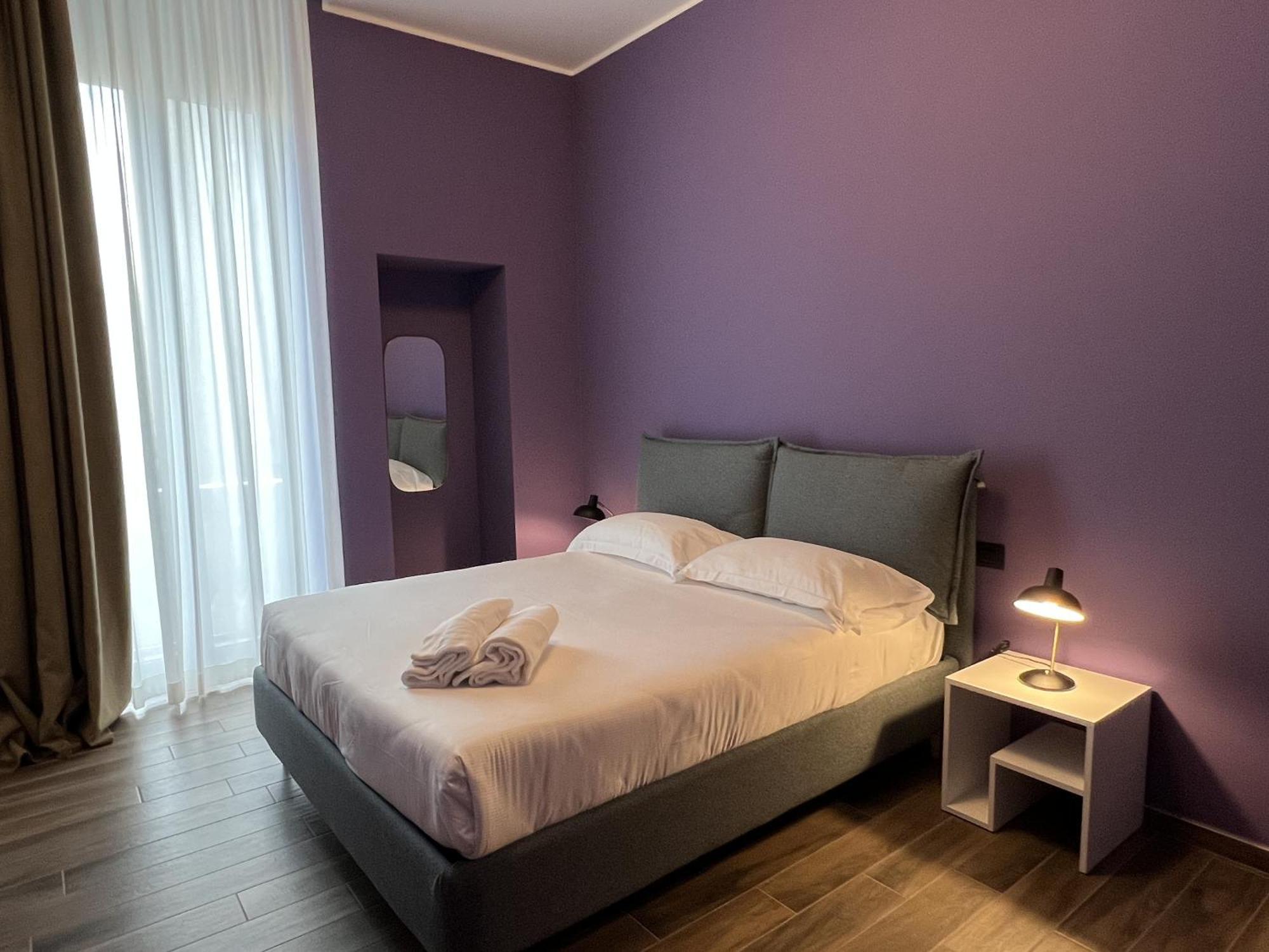Palazzo Zippitelli Apartments Bari Room photo